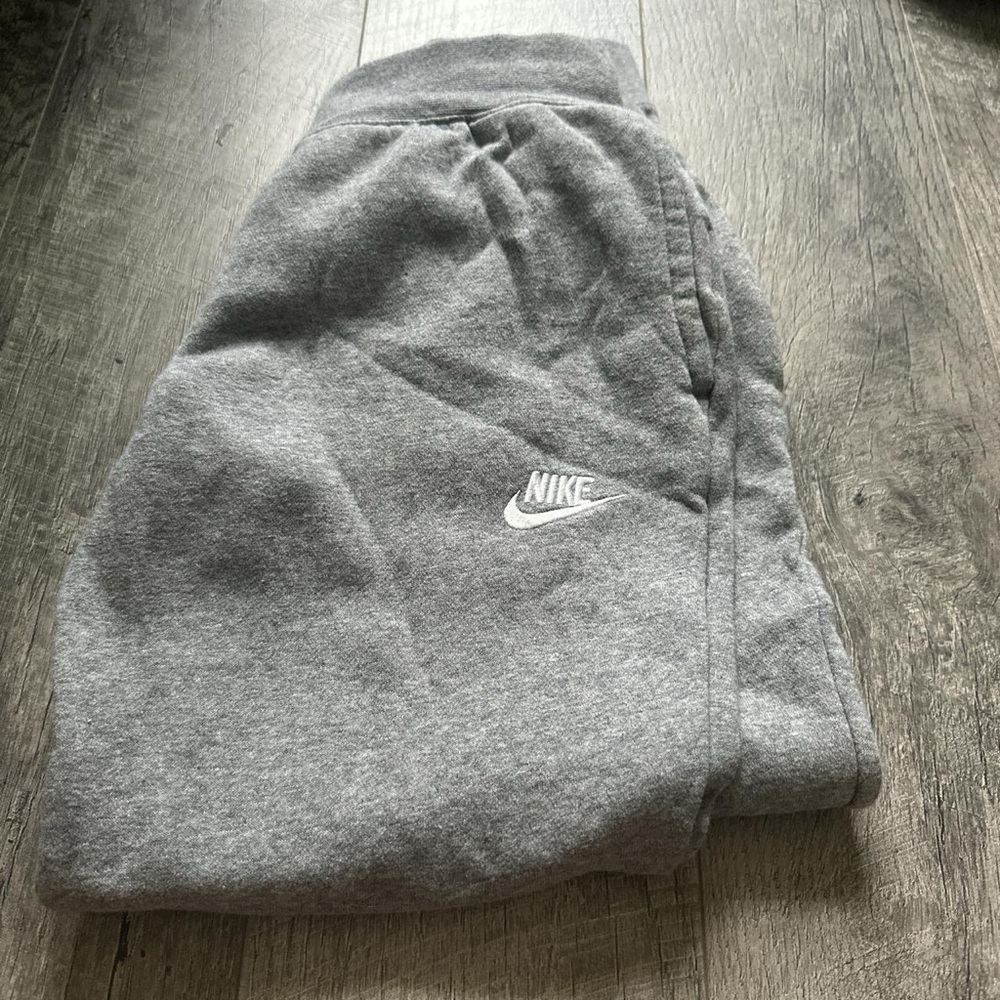 Gray Nike Sweatpants